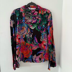 Zara Floral Print Viscose Vibrant V Neck Long Bell Sleeves Blouse Size L NWOT
